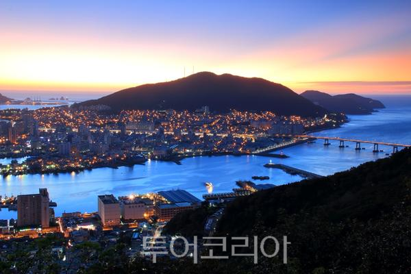 봉래산 /사진-영도구 문화관광과