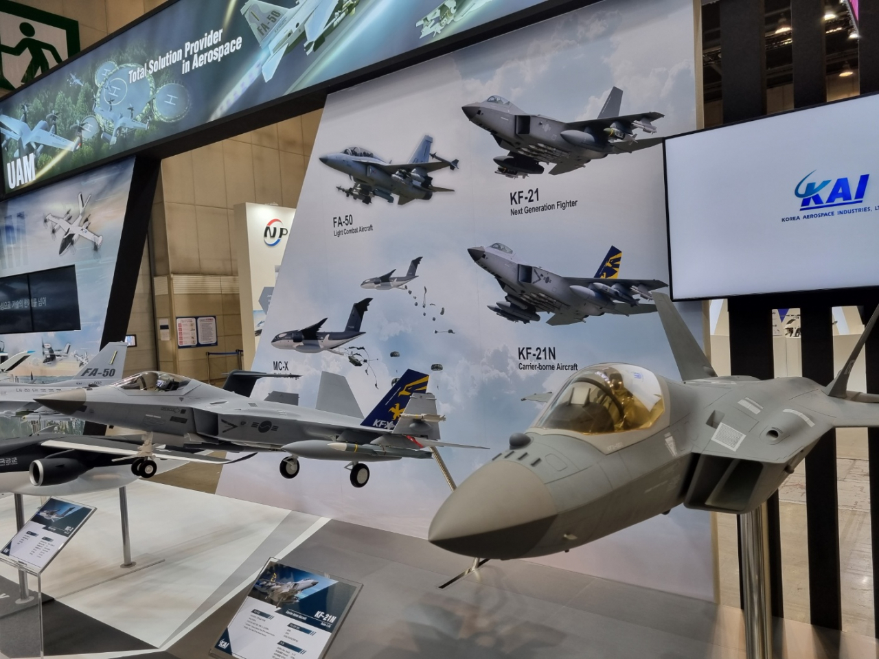 KF-21 NAVY 개발해야…F-35B 안 되는 이유 [오상현의 무기큐브] - 헤럴드경제