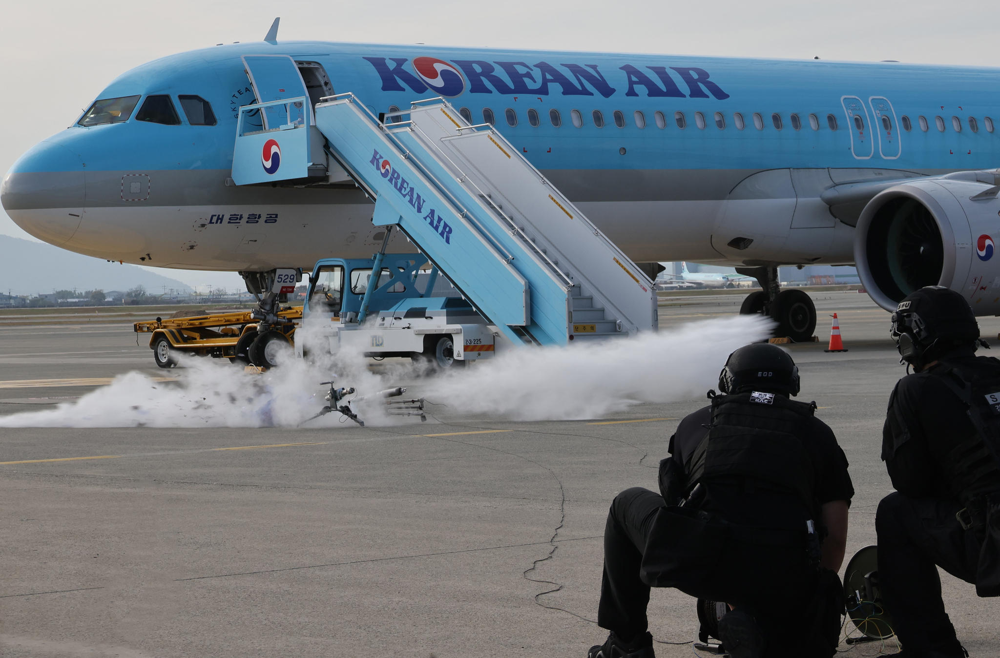 포토타임] 김해국제공항 대테러 종합훈련 실시 | 중앙일보