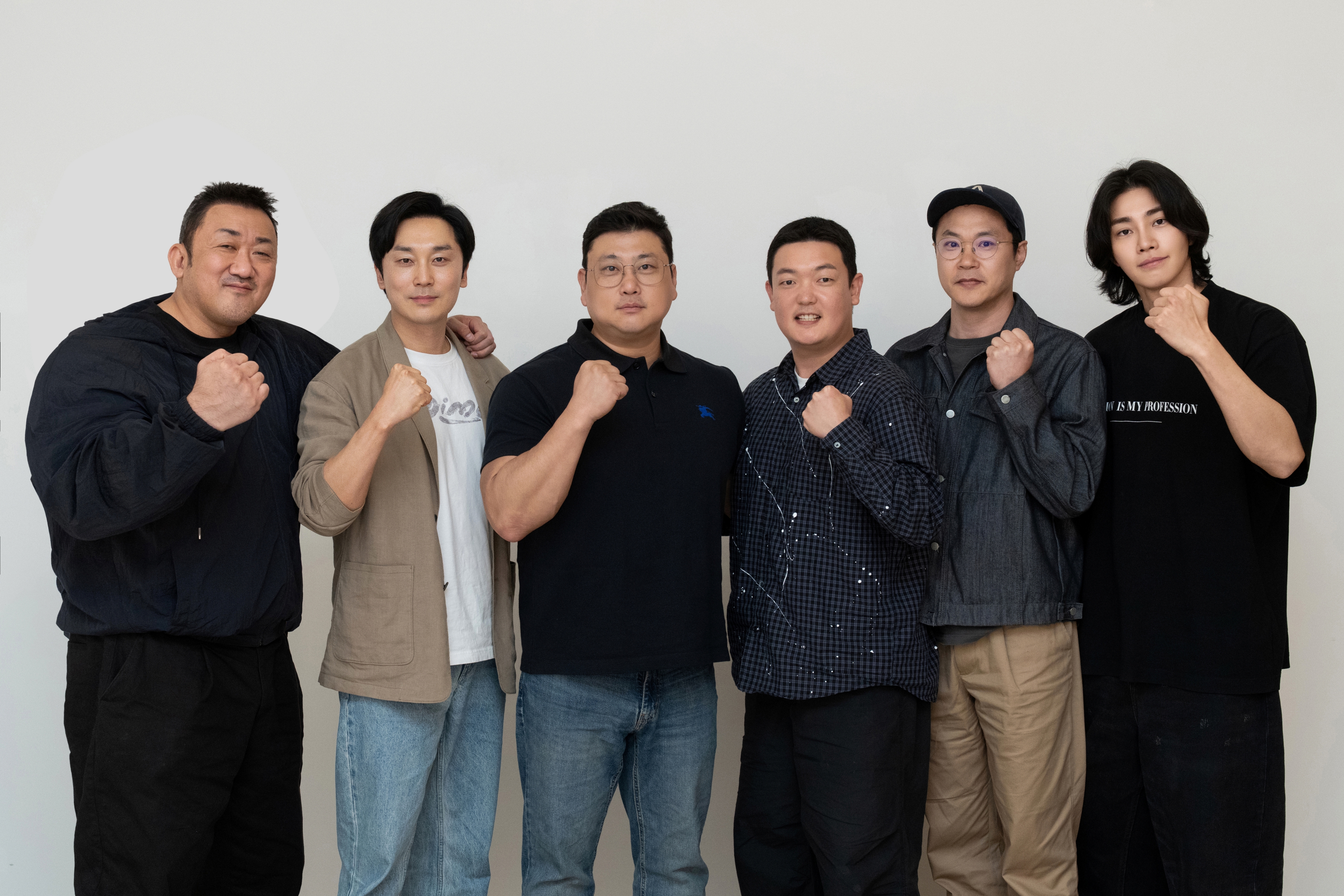 영화 '범죄도시 5' 배우진과 감독 [에이비오엔터테인먼트 제공]