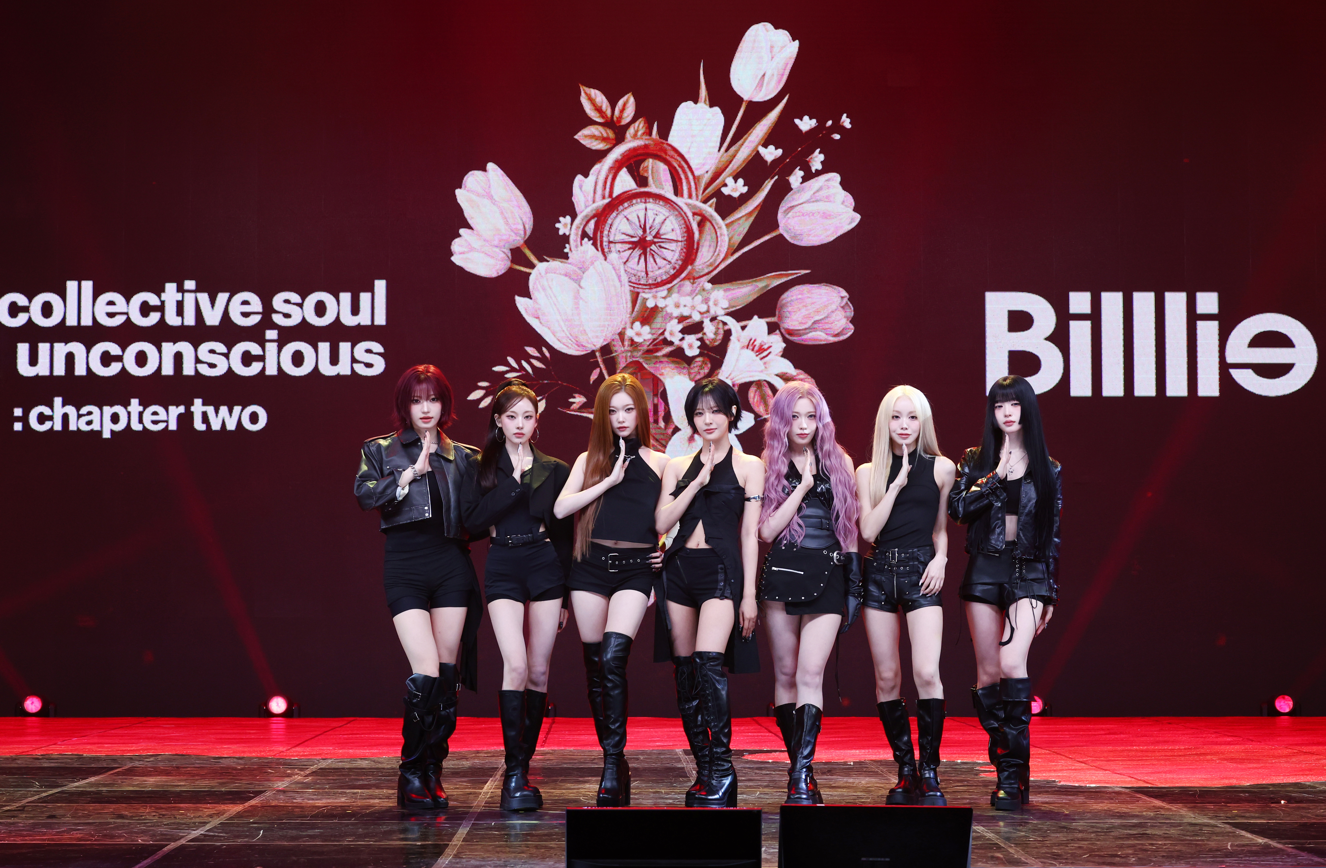 그룹 빌리(Billlie) / 6일 오후 서울 마포구 SBS프리즘타워에서 열린 데뷔 첫 정규 앨범 '더 콜렉티브 소울 앤 언컨시어스: 챕터 2' 발매 기념 쇼케이스에서 포즈