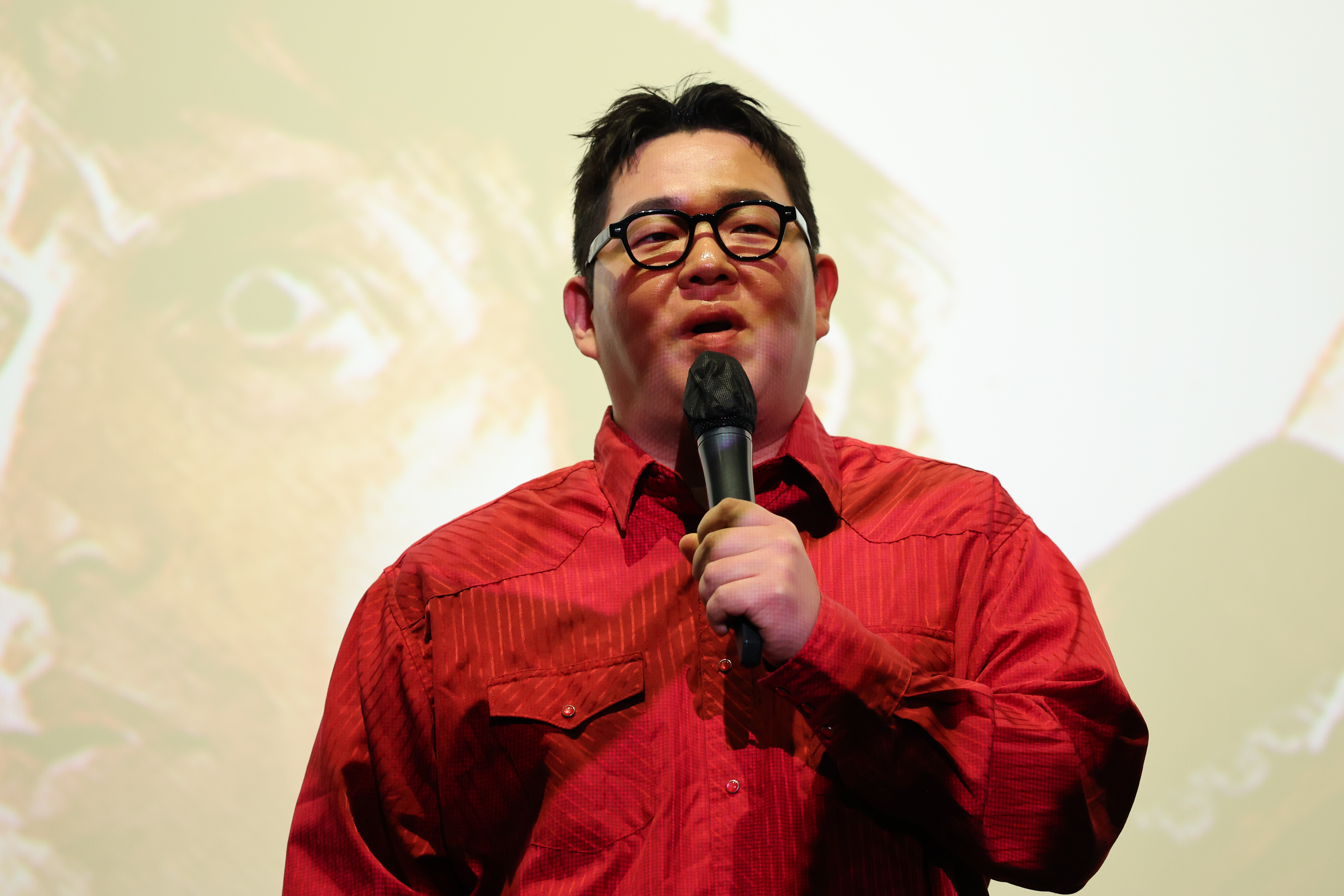 인사말하는 빠더너스 문상훈
배우 겸 크리에이터 문상훈이 6일 서울 용산구 CGV 용산점에서 열린 영화 '너바나 더 밴드' 언론시사회에서 인사
