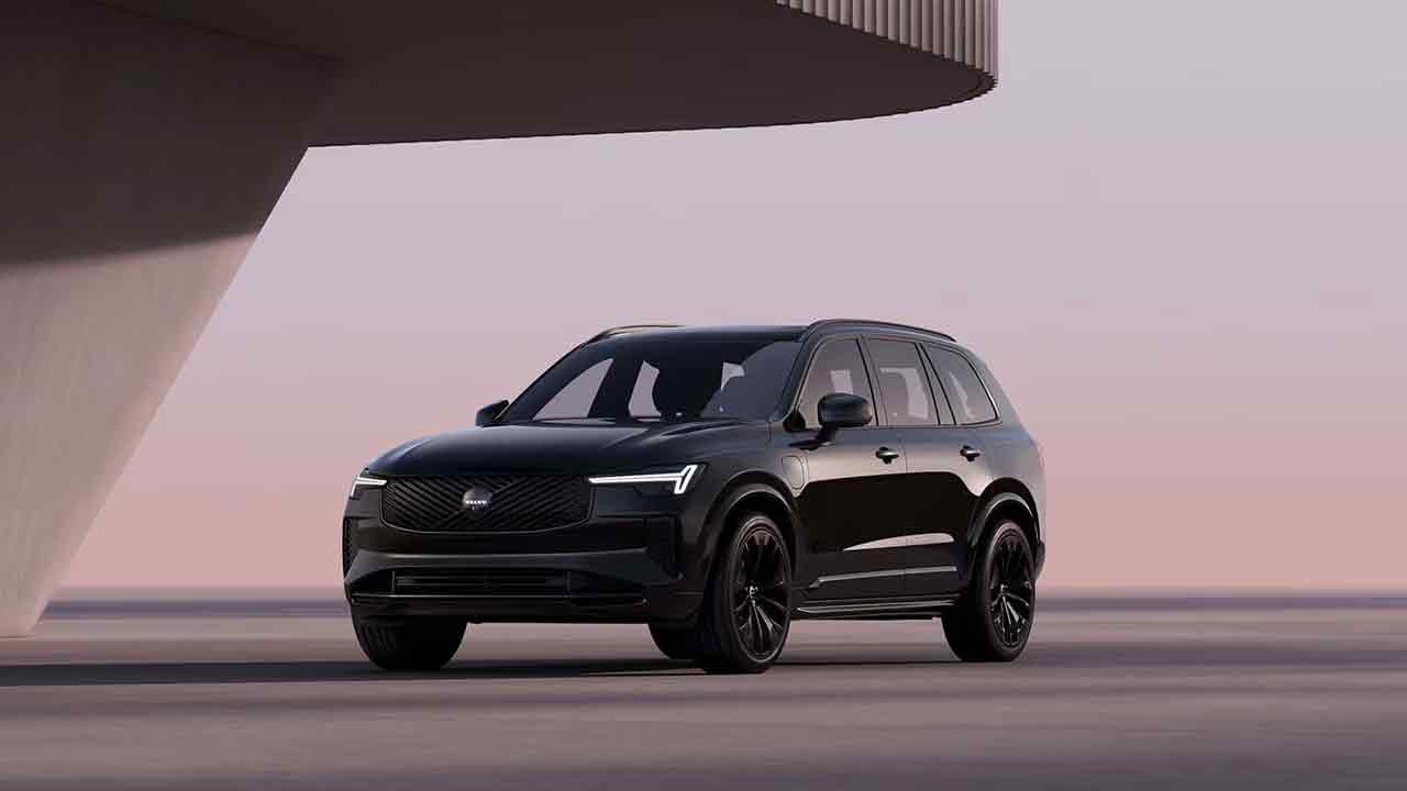 볼보 XC90 블랙에디션 정면부 / 출처=볼보코리아