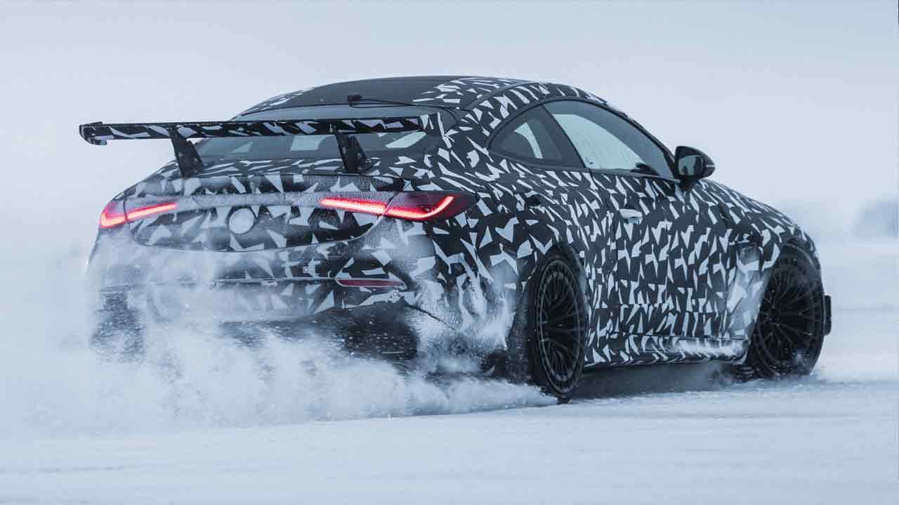 메르세데스-AMG CLE 기반 V8 쿠페 프로토타입 리어 윙 / 사진=메르세데스-AMG