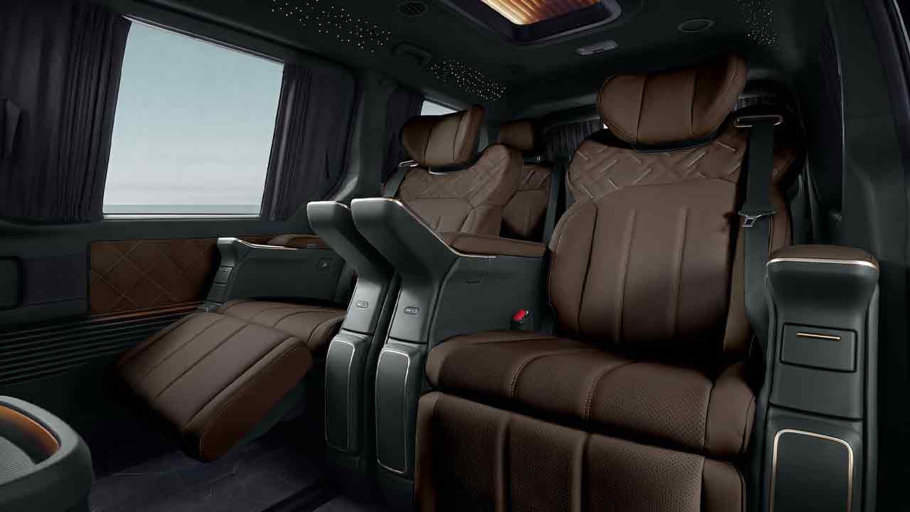노블클라쎄 LS9 브라운 시트 / 사진=노블클라쎄