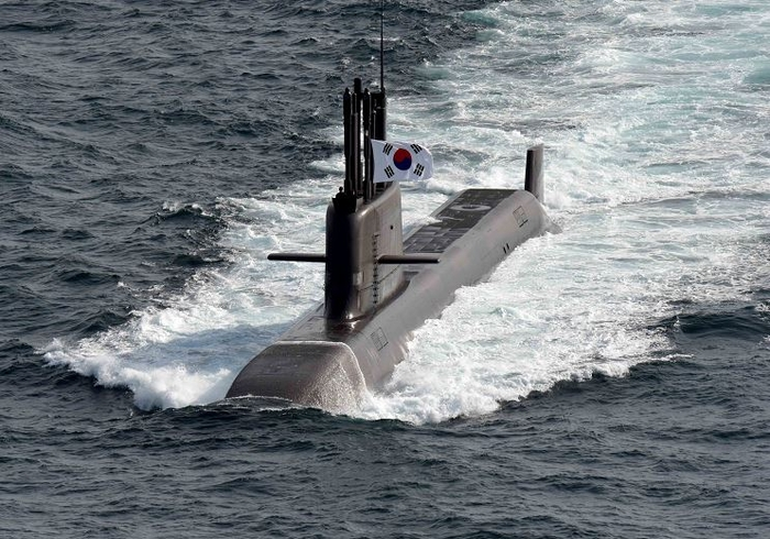 한국이 핵잠 건조하는 건 OK…어디서 만들지는 명시 못했다 - 매일경제