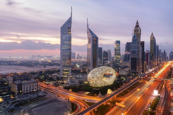/ Emirates Airlines