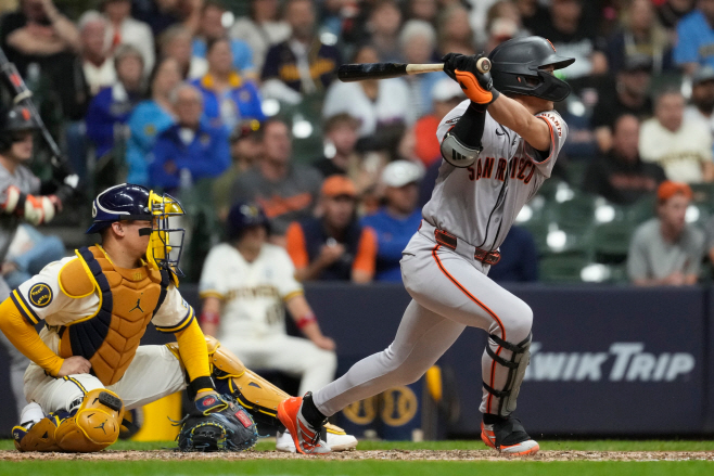 Giants Brewers Baseball