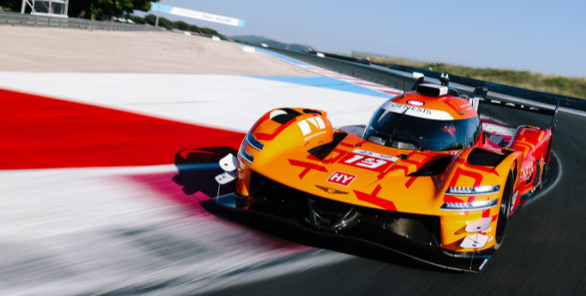 2026시즌부터 국제자동차연맹(FIA)이 주관하는 월드 내구 레이스(WEC)에 참가 중인 현대자동차그룹 산하 제네시스 마그마 레이싱 팀의 경주용 하이퍼카가 서킷을 질주하고 있다. 제네시스 마그마 레이싱 팀은 지난달 치러진 ‘토탈에너지 스파 6시(벨기에)’ 경주에서 8위에 오르며 첫 포인트를 따냈다. 현대차그룹 제공 