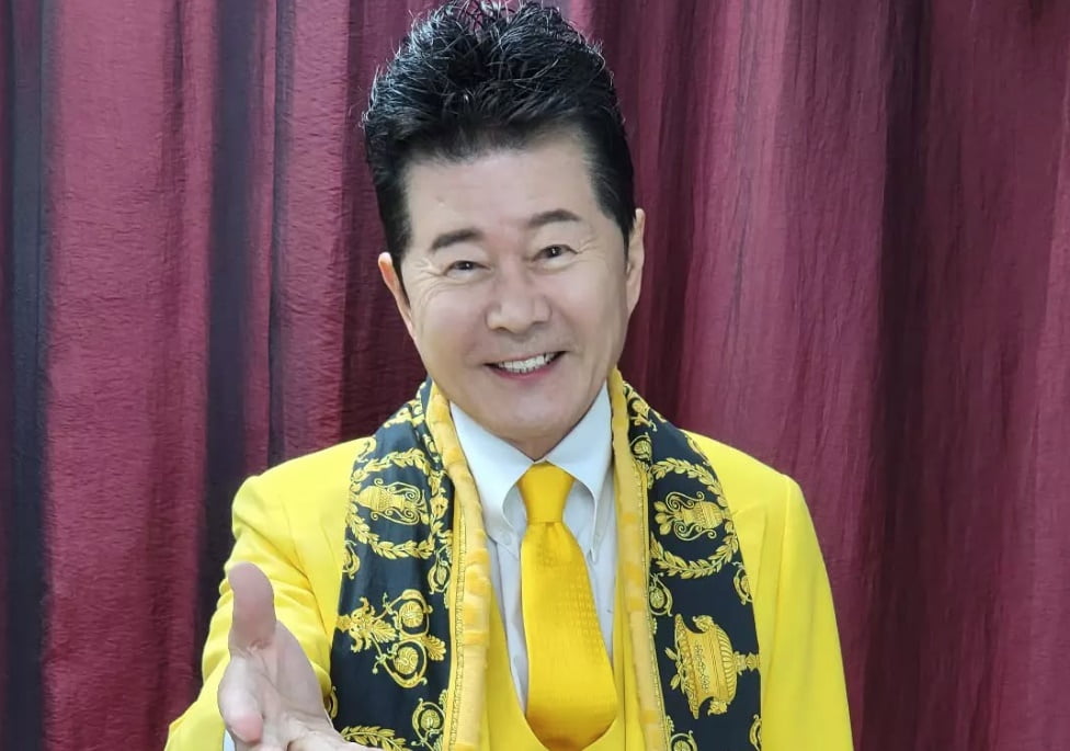 태진아, 옥경이 아내 치매 간호 6년 만에…놀라운 근황 | 한국경제