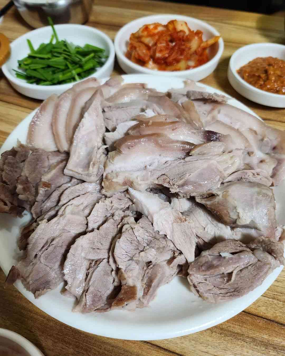 50년 넘은 국밥 맛집