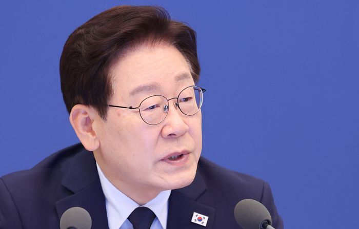 이재명 대통령이 28일 청와대에서 열린 수석보좌관회의에서 발언하고 있다. ⓒ청와대통신사진기자단