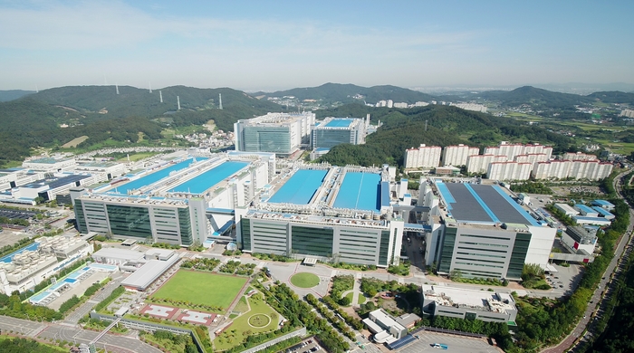 삼성디스플레이 아산1캠퍼스 전경. 〈사진 삼성디스플레이 제공〉