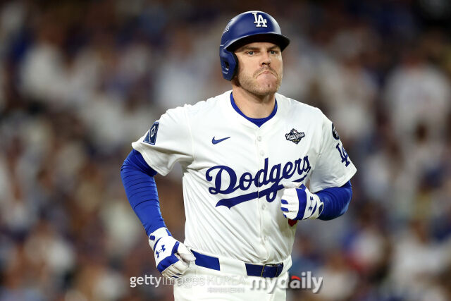 메이저리그(MLB) LA 다저스에서 뛰고 있는 프레디 프리먼은 10일(한국시각) 열린 피츠버그와 원정 경기에서 개인 통산 2500안타를 달성했다./게티이미지코리아