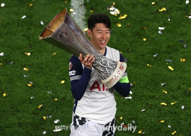 17일 영국 '스퍼스웹' 보도에 따르면 토트넘 홋스퍼가 손흥민(LA FC)의 복귀를 추진할 수 있다는 가능성이 제기됐다./게티이미지코리아