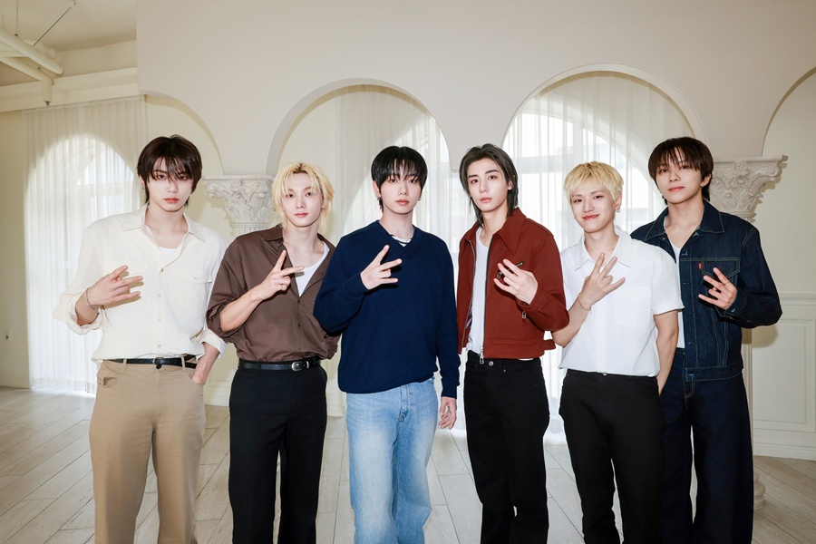 보이넥스트도어 \