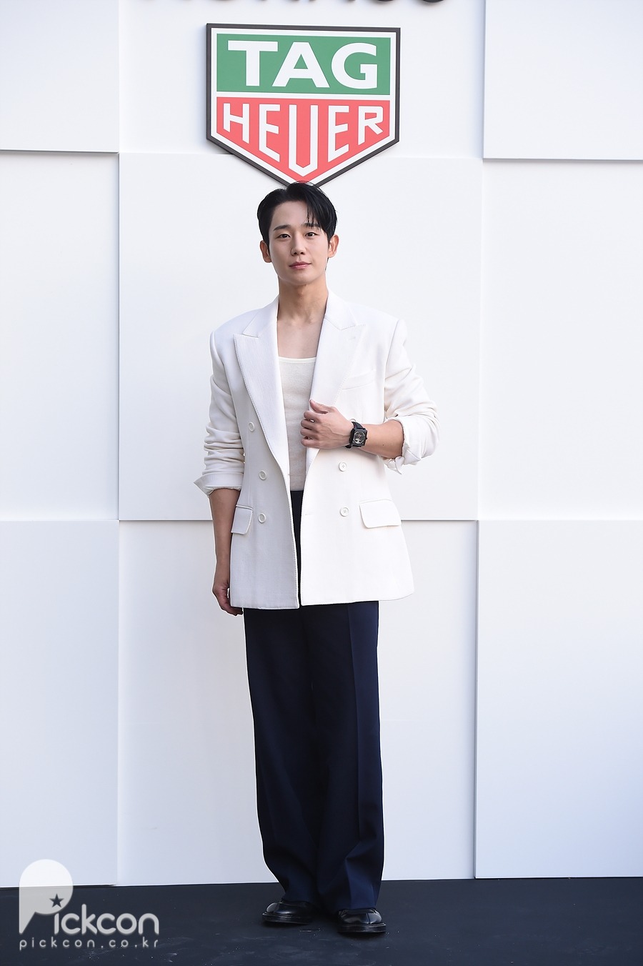 정해인X안보현X김영광X덱스, 짙은 남성미 풍기며 (포토)