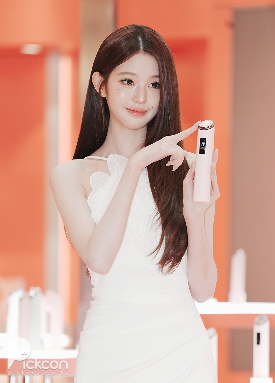 장원영 꽃이 피었습니다 (포토)