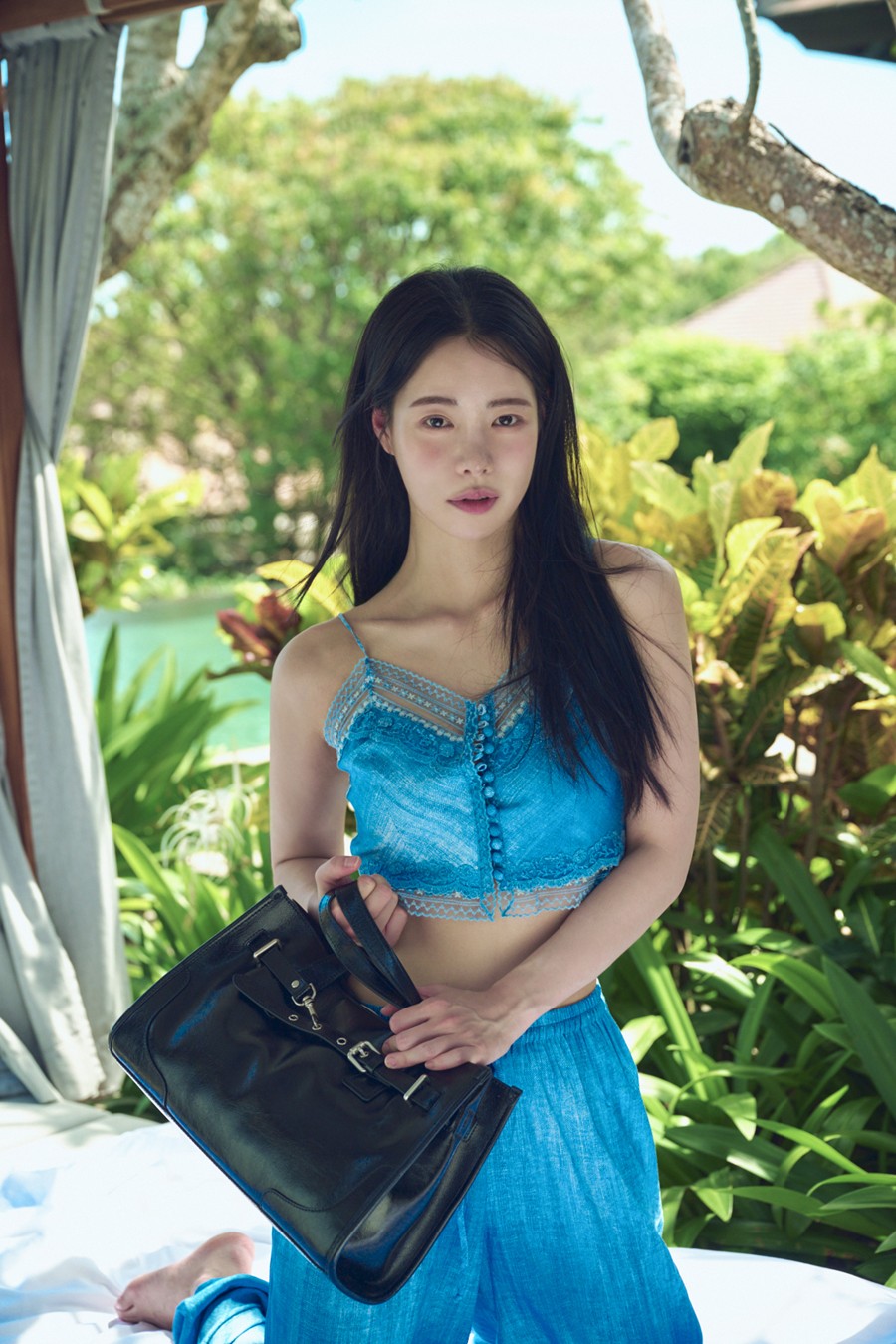 임지연, 화보 B컷에서도 독보적 아우라…매혹적인 발리 여신