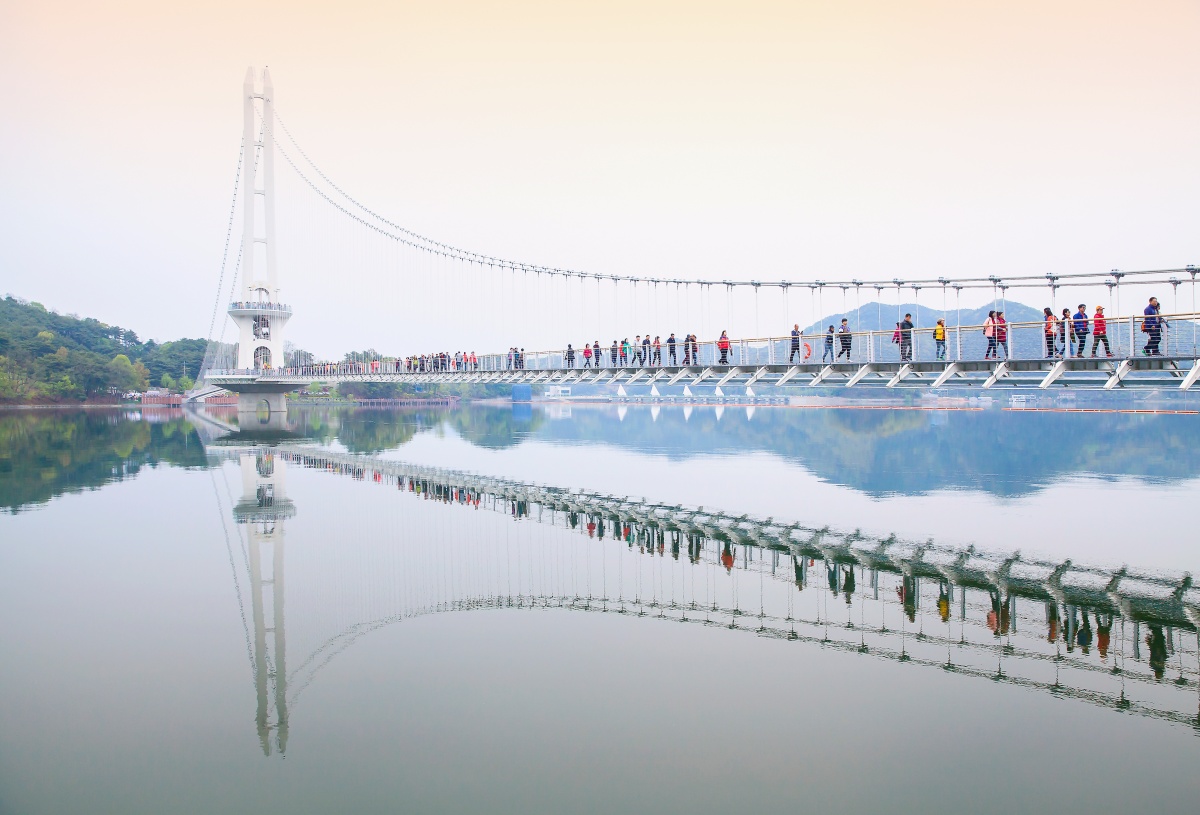 출렁다리