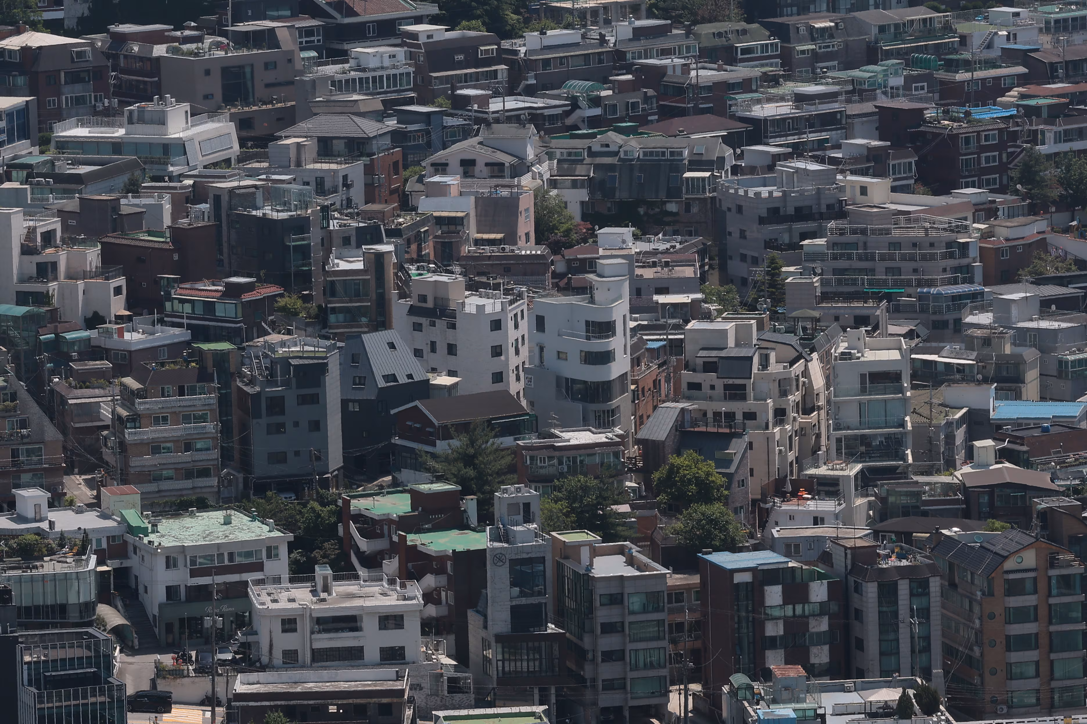 남산에서 바라본 서울 빌라 밀집 지역 모습./뉴스1