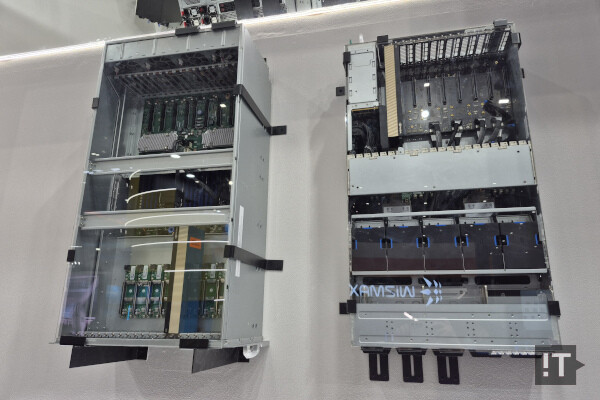 조텍의 6U 8GPU서버 ZRS-326SV2 (좌), 4U 8GPU서버 ZRS-MGX-R1 (우)