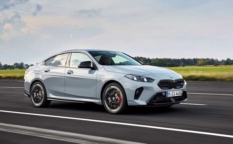 BMW M235 x드라이브 그란쿠페는 스포츠 모드에서 빠르게 달릴 때 진가를 느낄 수 있다. / BMW코리아