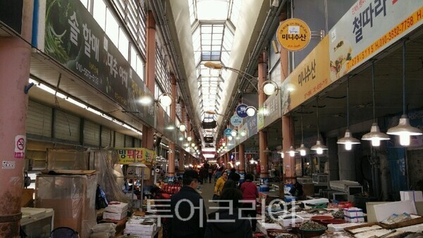 목포 동부시장이 ‘별별 야시장’을 오는 20일 개장한다. / 사진-목포시