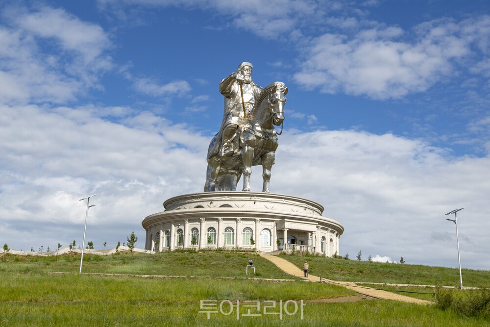 몽골 칭기즈칸 마동상 몽골 테를지 국립 공원 몽골 룬숨 미니사막 / 사진-모두투어