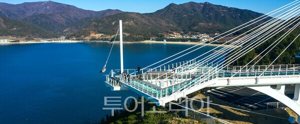 설리 스카이워크/사진=남해군