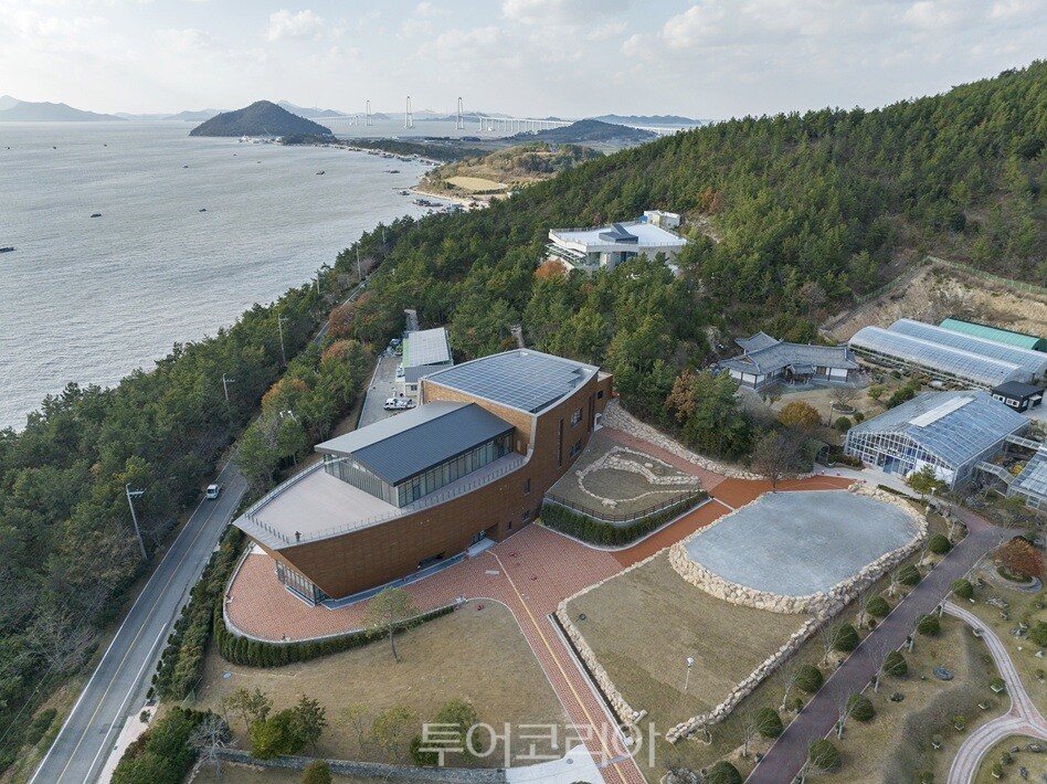 황해교류박물관 / 사진-신안군