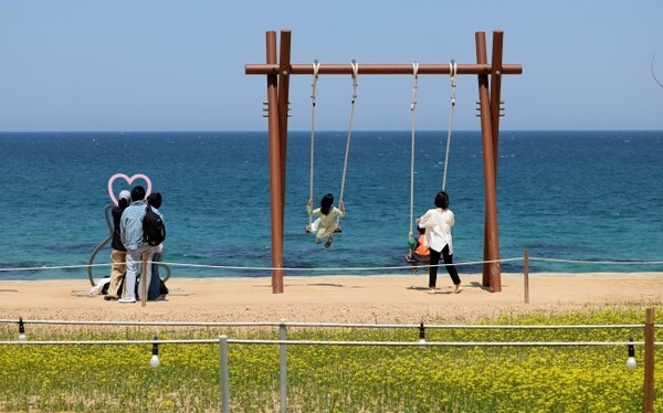 [주간 기상예보]주말 오늘날씨 서울 낮 31도 자욋헌 유의 ...14일 수도권등 전국 5~30mm 소나기. 연합뉴스