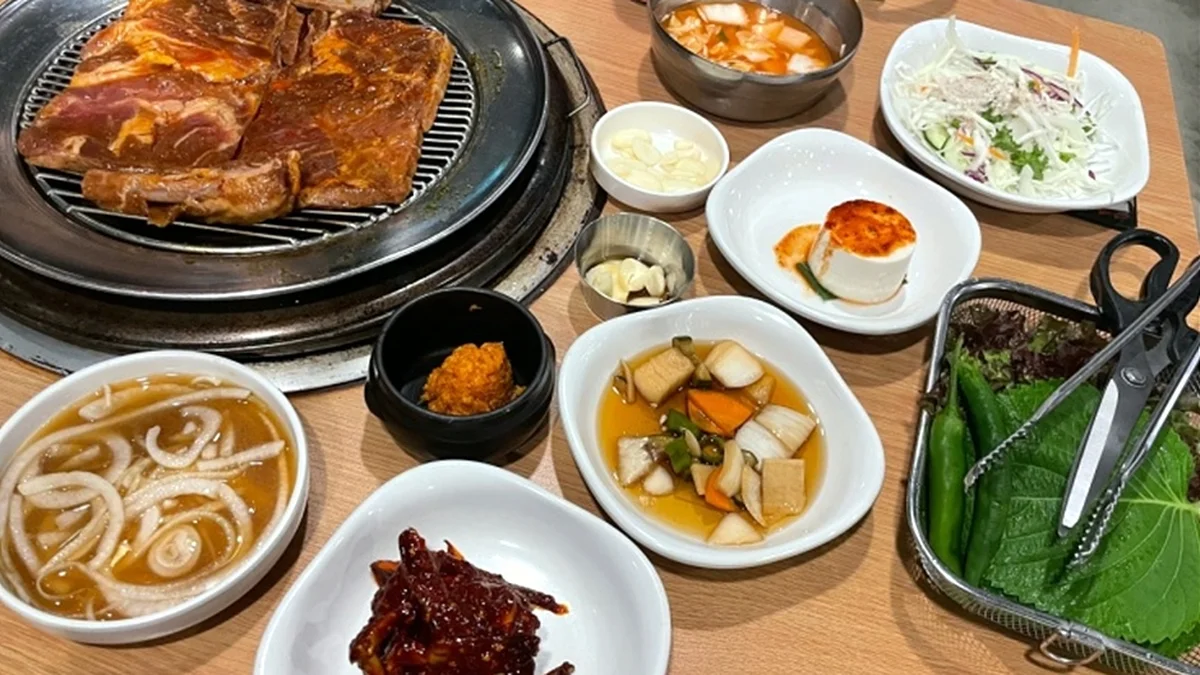 흥부골숯불돼지왕갈비