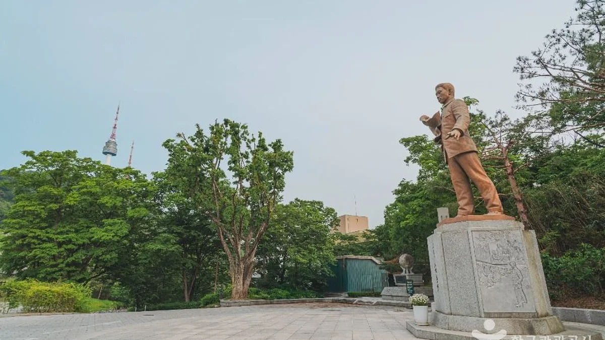 안중근의사 동상