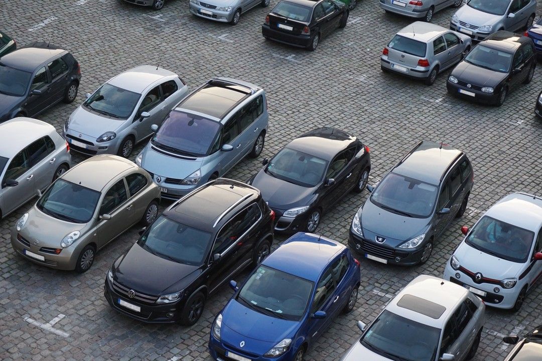 駐車中 車内温度対策 引用:Pixabay