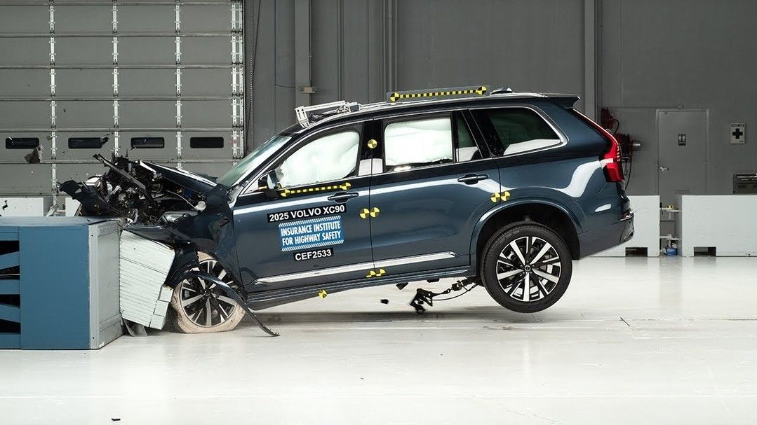 引用:IIHS