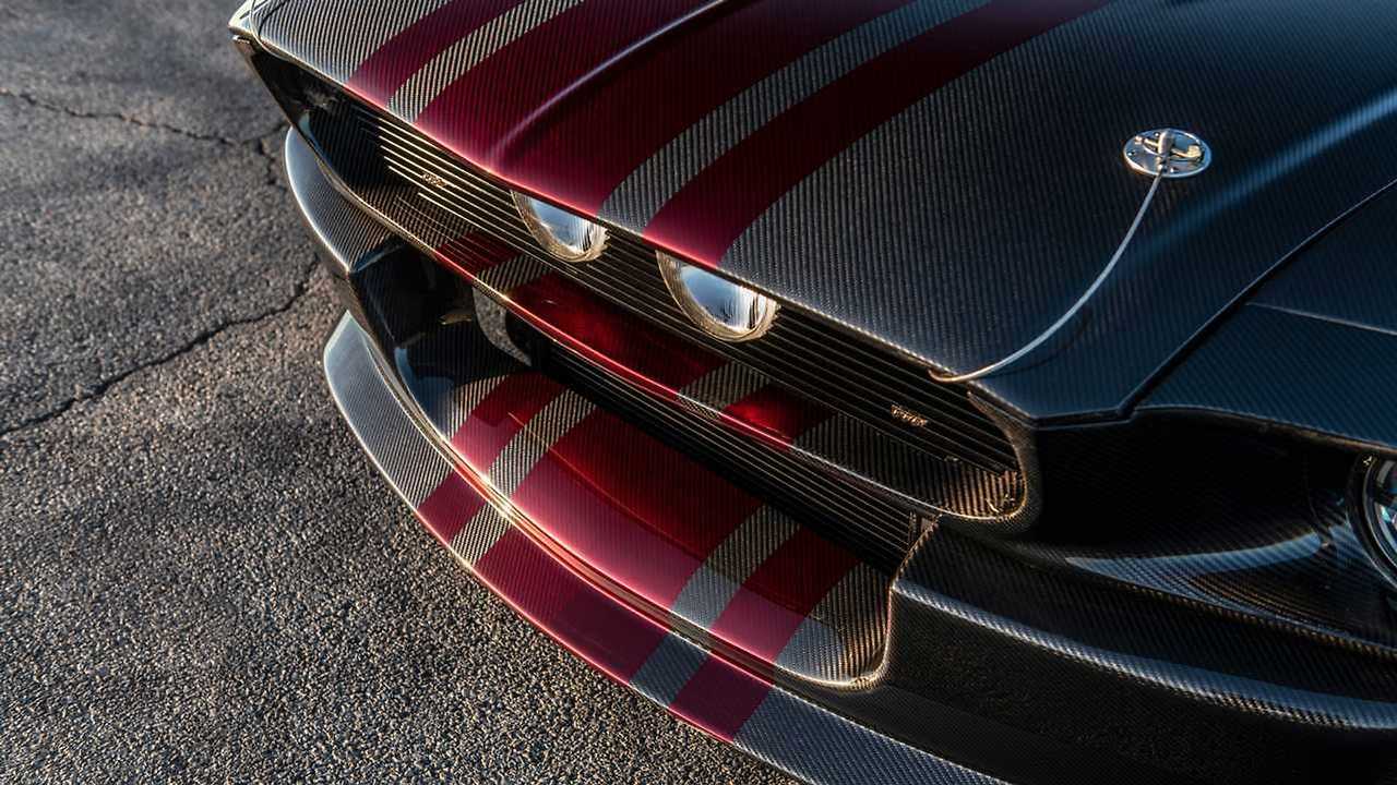 풀 카본 1967 쉘비 GT500CR 약 272kg 가벼워진 머슬카