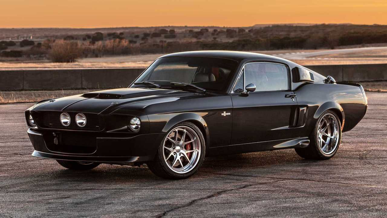 풀 카본 1967 쉘비 GT500CR 약 272kg 가벼워진 머슬카