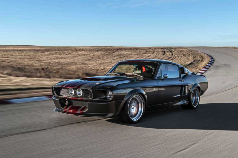 풀 카본 1967 쉘비 GT500CR 약 272kg 가벼워진 머슬카