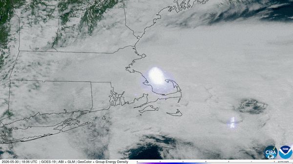 引用：CSU/CIRA、NOAA