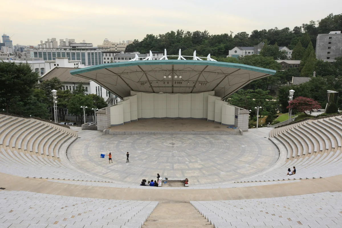 연세대학교 신촌캠퍼스 - 신촌여행 여행