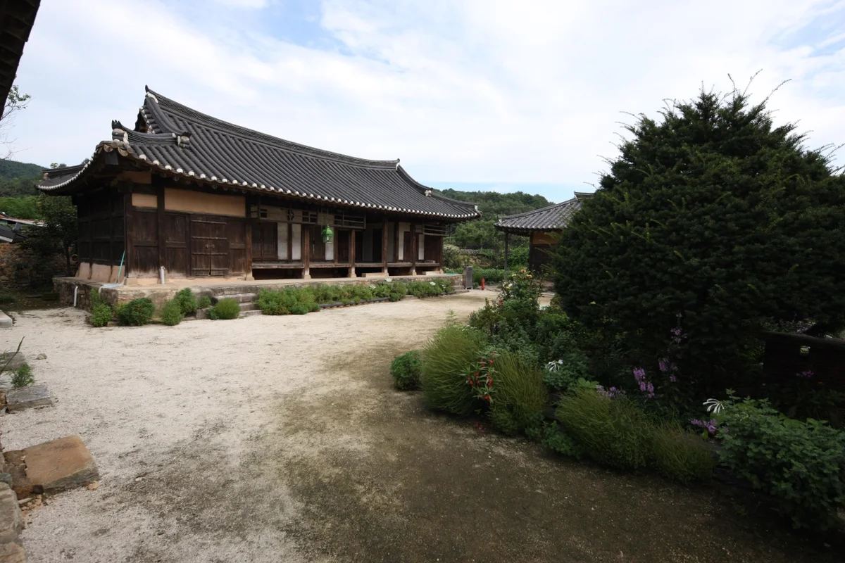 월명 글램핑 - 산청군 가볼만한곳 여행