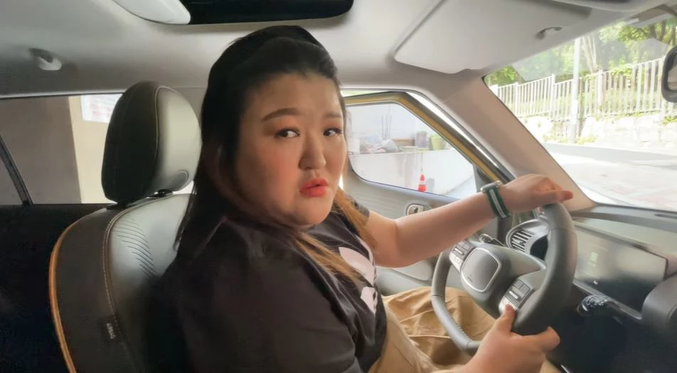 이국주가 37살에 자기 돈 때려 박고 풀옵션으로 새로 산 차 | 위키트리