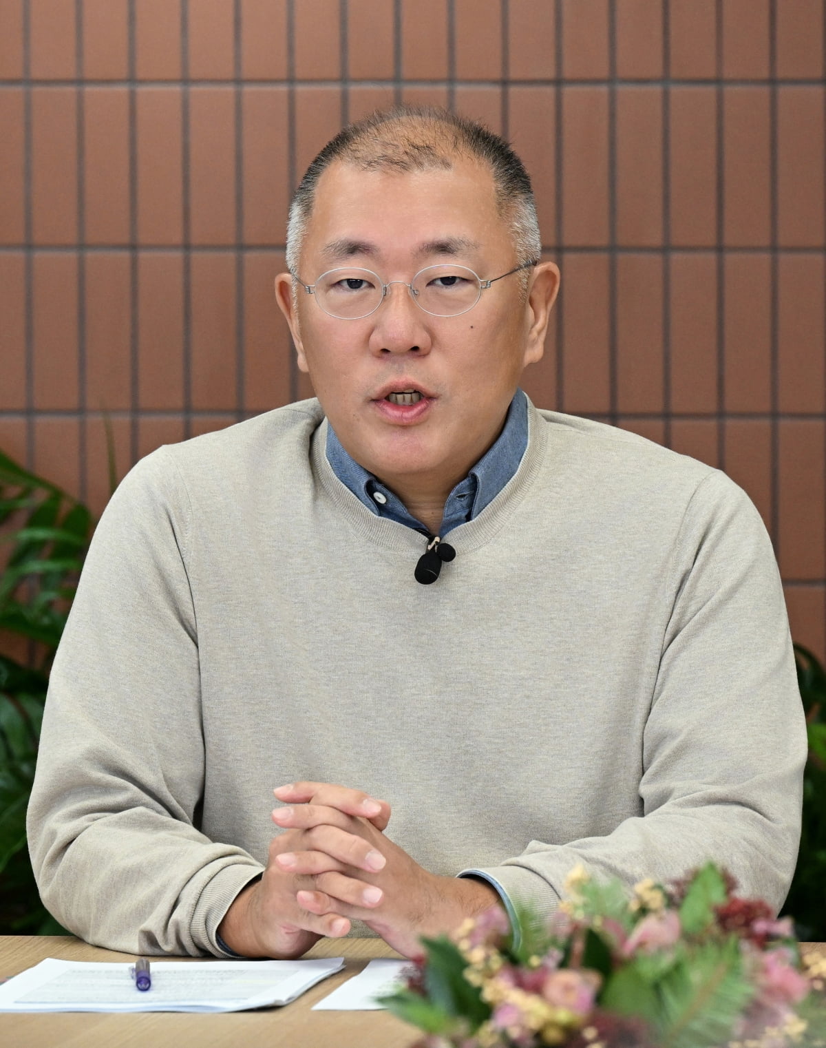 정의선 회장 AI 역량 충분치 않아…파트너와 협력해 생태계 넓혀야 | 한국경제
