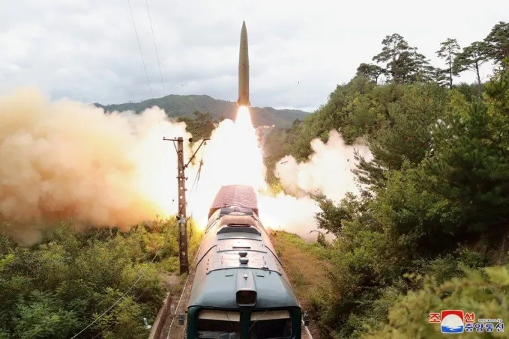 우크라에 꽂힌 北미사일 KN-23 잔해 발견”…실전사용 첫 정황 [월드뷰]