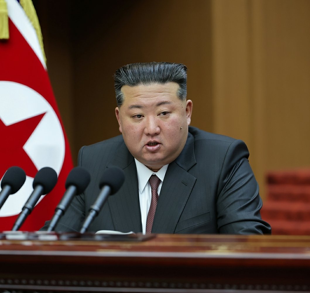 김정은 '핵 사용 위임권'도 北헌법 명시… 자동 핵타격 근거 마련|동아일보