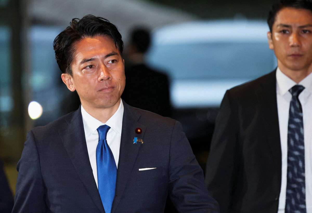 일본 방위상 “주변국 모두 원자력 추진 잠수함 보유···일본도 논의해야” - 경향신문