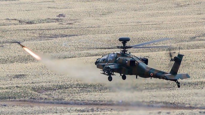 AH-64D 아파치 롱보우 공격헬기 헬파이어 실거리 사격! 미 본토에서 실시된 미 육군, 일 육상자위대 공격헬기 부대의 연합 실사격  훈련 '라이징 선더' 21 영상