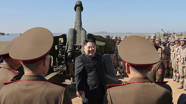 북한, 러시아에 공급한 탄약 품질 관리 위해 인력 파견”