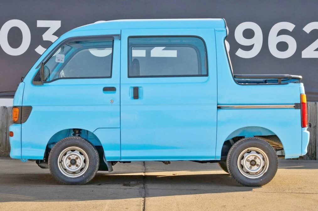 ハイゼットデッキバン 引用:Japan Direct Motors